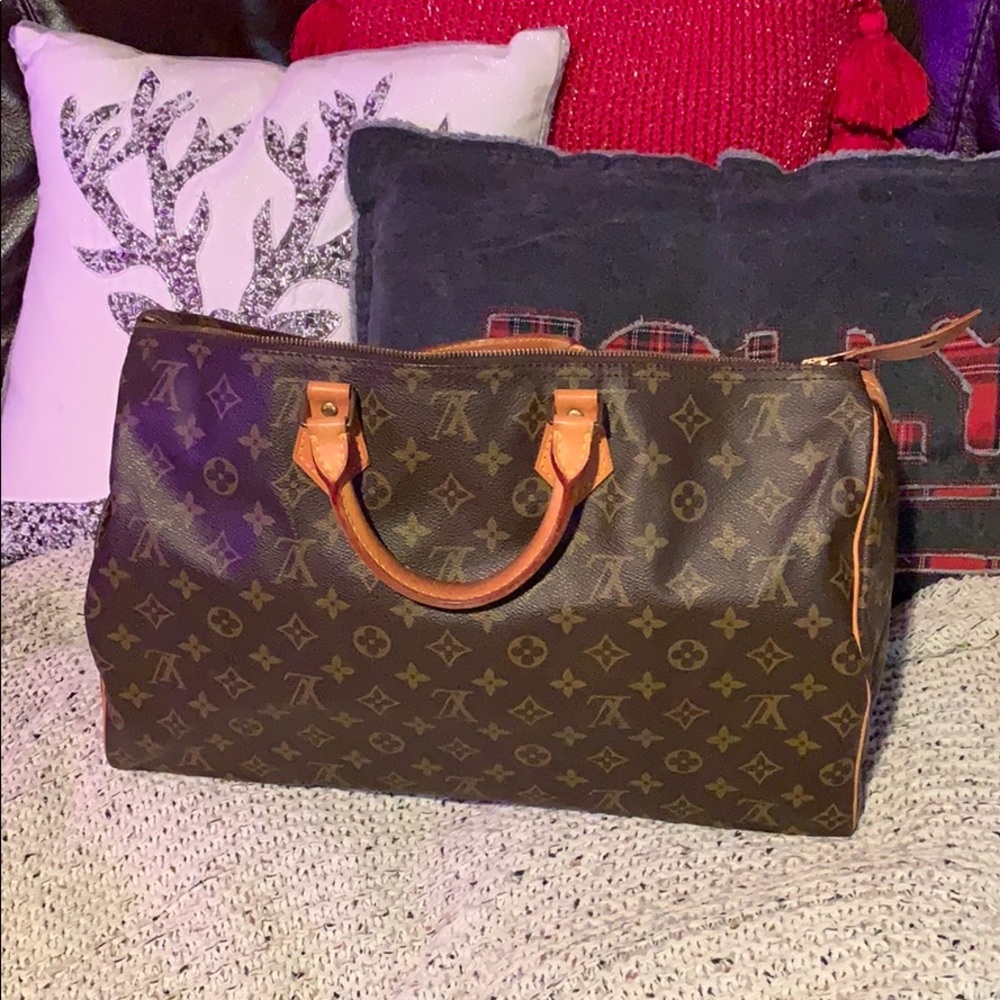 Louis Vuitton Speedy 40